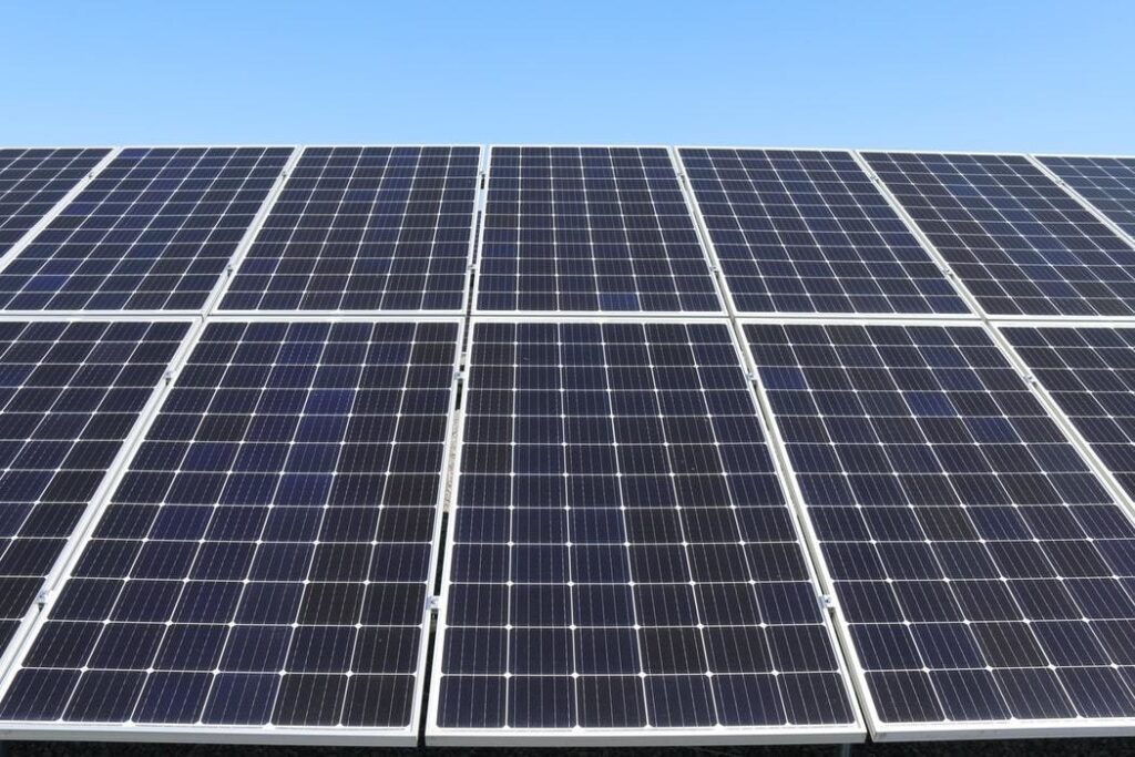 solar-panels-lifespan-solar-gen-guide